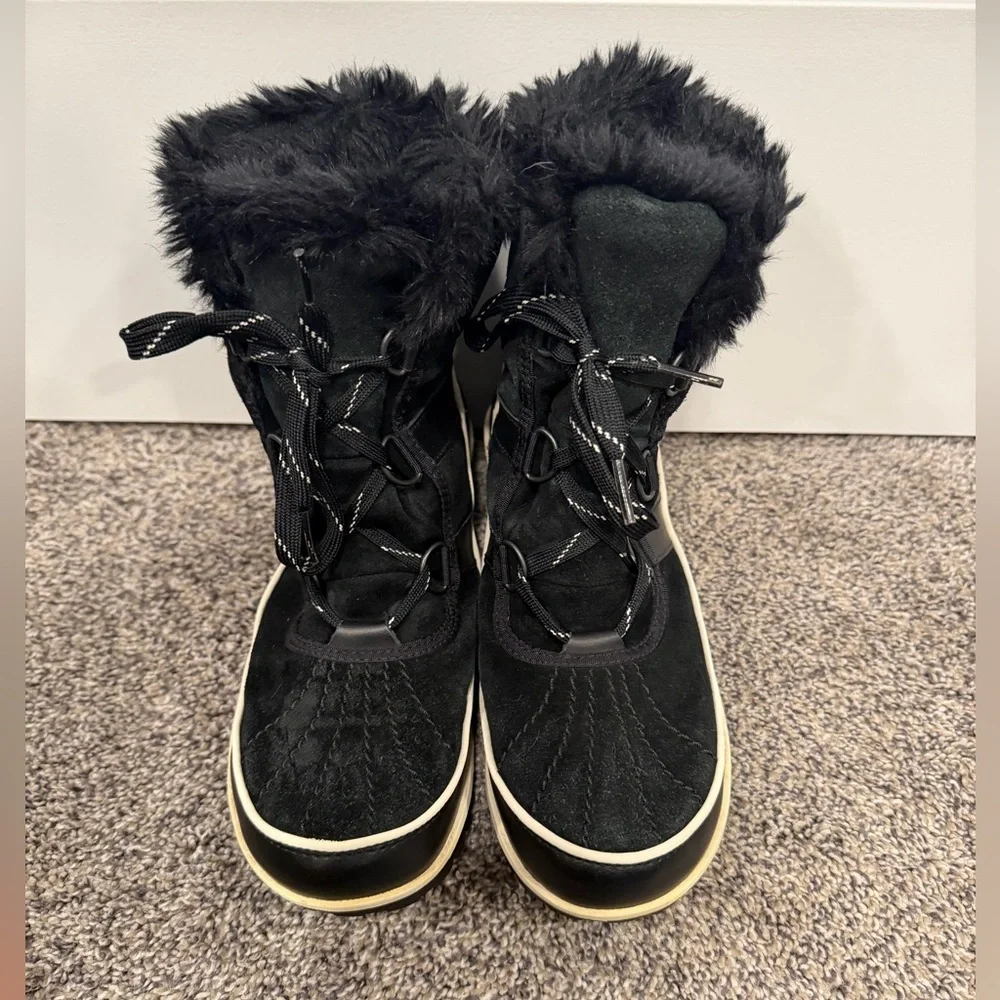 Sorel Women's Tivoli II waterproof suede winter boots in black size 8 - Picture 2 of 6